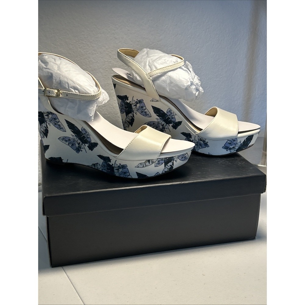 G.I.L.I.‎ Printed Wedges Saraya Irovy/Blue Womens 9.5